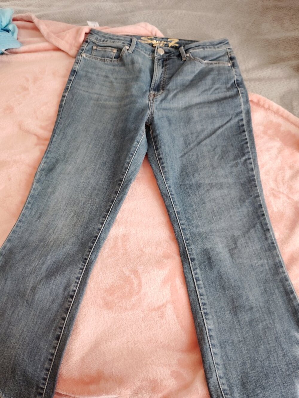 Seven7 boot cut fashion jeans sz10